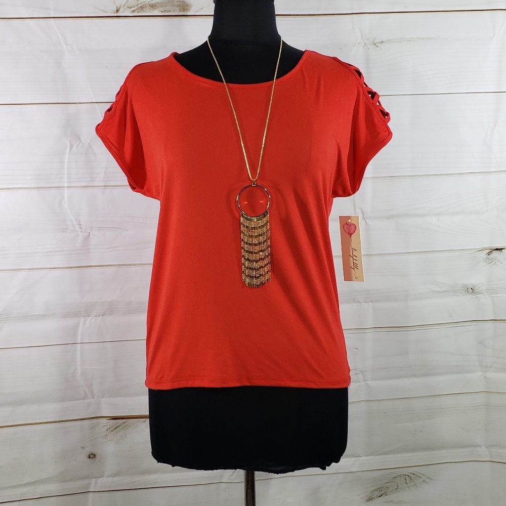 Scoop Neck top W/Criss Cross Sleeve Detail